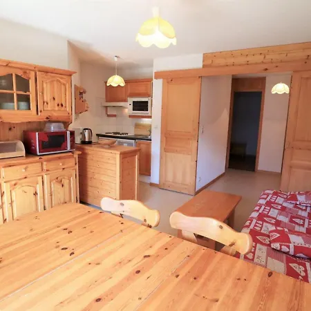 T2 De 40m² Pour 7 Pers. A Areches, Terrasse, Proche Pistes Et Commerces, Classe 2 Etoiles - Fr-1-342-188 * Beaufort (Savoie)