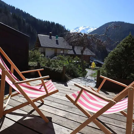 Apartment T2 De 40m² Pour 7 Pers. A Areches, Terrasse, Proche Pistes Et Commerces, Classe 2 Etoiles - Fr-1-342-188 *